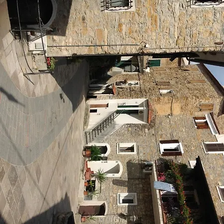 Antica Casa In Pietra Appartement